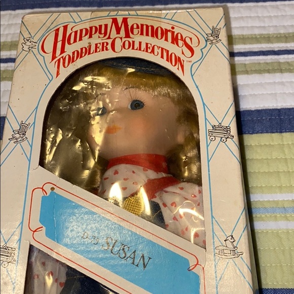 New D-75 Susan porcelain doll - Picture 2 of 5